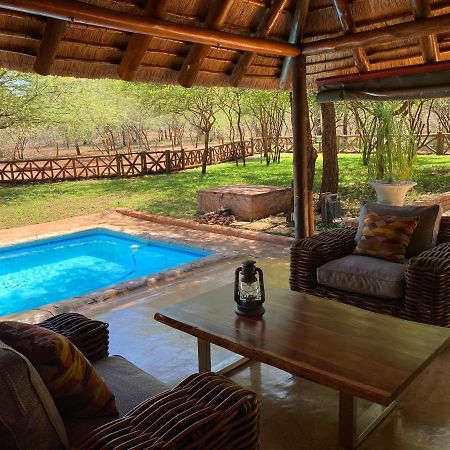 Genet House Holiday Home Marloth Park Bagian luar foto
