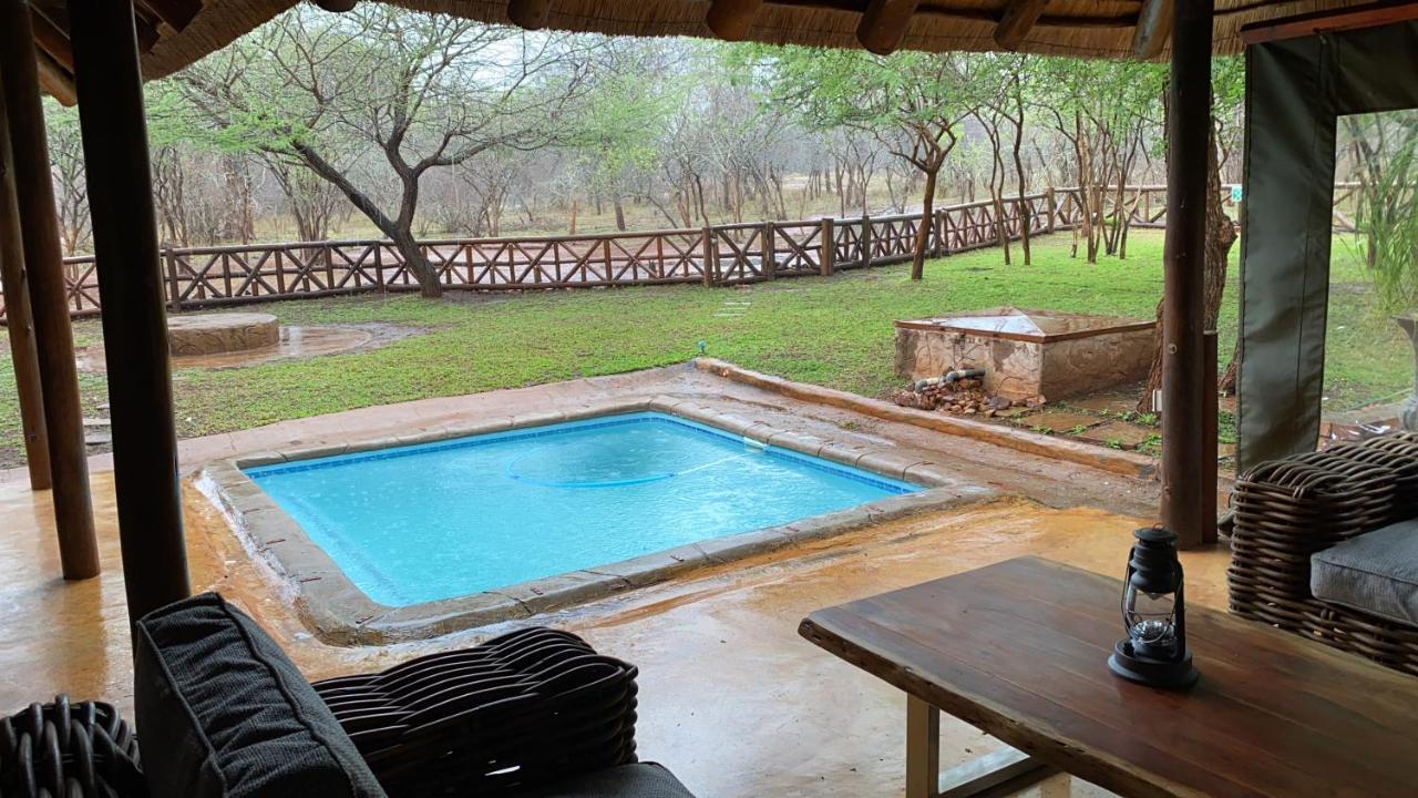 Genet House Holiday Home Marloth Park Bagian luar foto