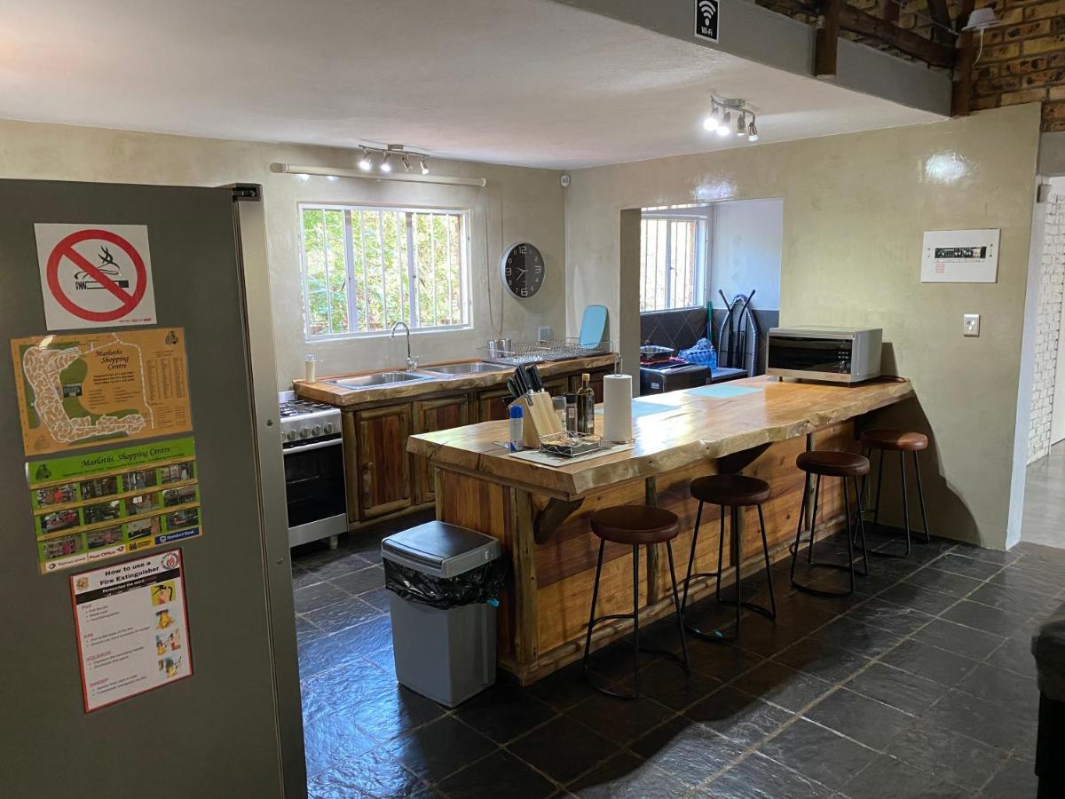 Genet House Holiday Home Marloth Park Bagian luar foto